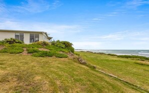 Exterior - Beachy 62 Ocean Parade, Middleton (Middleton)