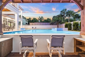 Pool - Book the Holidays! Private Pool with Swim-Up Bar! Low-Speed Vehicle! 8 Bikes! (Santa Rosa Beach)