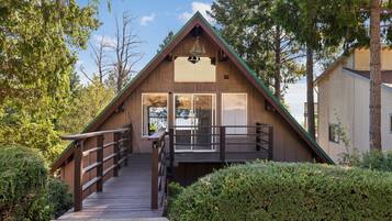Cottage, 2 Bedrooms | Exterior