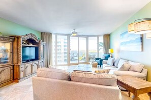 公寓客房, 2 間臥室 | 起居區