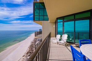 Appart'hôtel, 3 chambres | Enceinte de l’hébergement