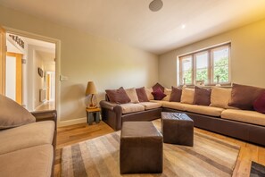 Televisie en een open haard