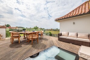 Outdoor dining - Guardian House, Burnham Market, Norfolk (Burnham Market)