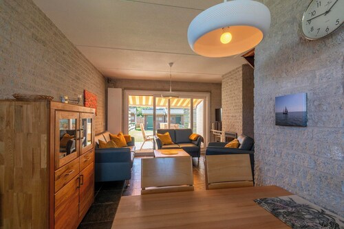 Abbestederweg 24A Holiday Home in Callanstoog