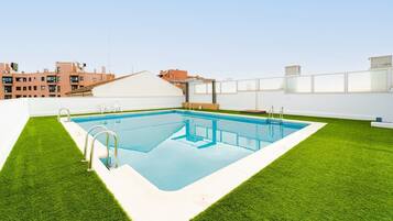 Piscina a l'aire lliure