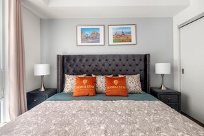 2 habitaciones, escritorio, tabla de planchar con plancha y wifi gratis 