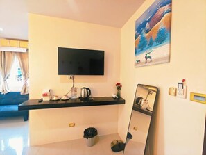 Deluxe Double Room, Balcony | Interior - Abby's House Hotel (Patong)