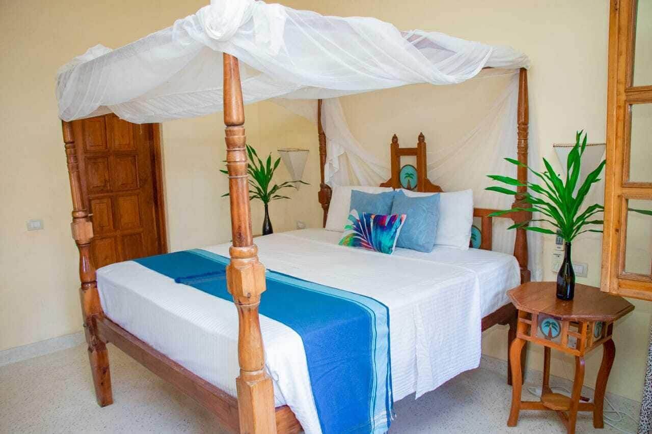 Apartamento de lujo, balcón, vistas al jardín | 2 dormitorios, wifi gratis, decoración individual
