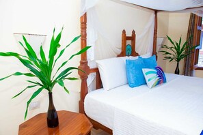 Luxury Apartment, Balcony, Garden View - Lux Suites Tembo Court Apartments (Malindi)