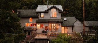 Lake House, Sauna, Game Room, Kayak, Paddleboard