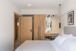 2 室のベッドルーム、アイロン / アイロン台、WiFi、ベッドシーツ