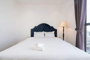 Luxury-Apartment, 3 Schlafzimmer, Balkon, Stadtblick | Hochwertige Bettwaren, individuell dekoriert, individuell eingerichtet