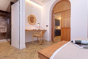 1 室のベッドルーム、デスク、アイロン / アイロン台、WiFi