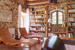 Exclusive House, 4 Bedrooms