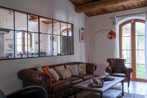 Exclusive House, 4 Bedrooms