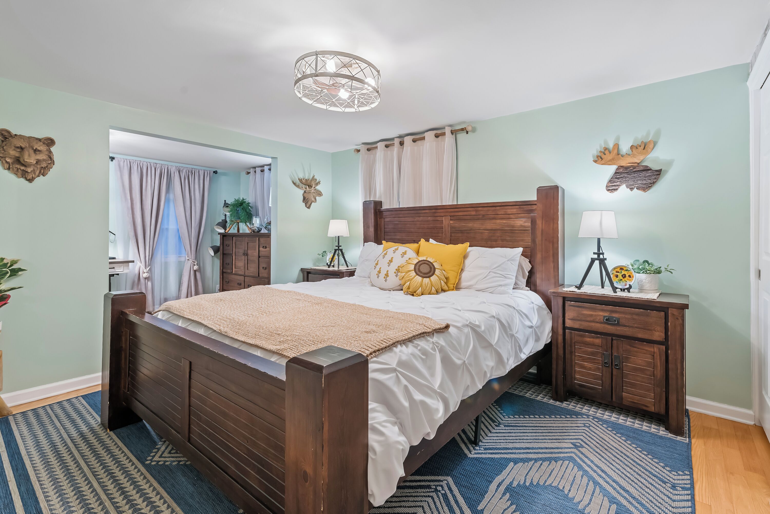 3 bedrooms, desk, iron/ironing board, WiFi