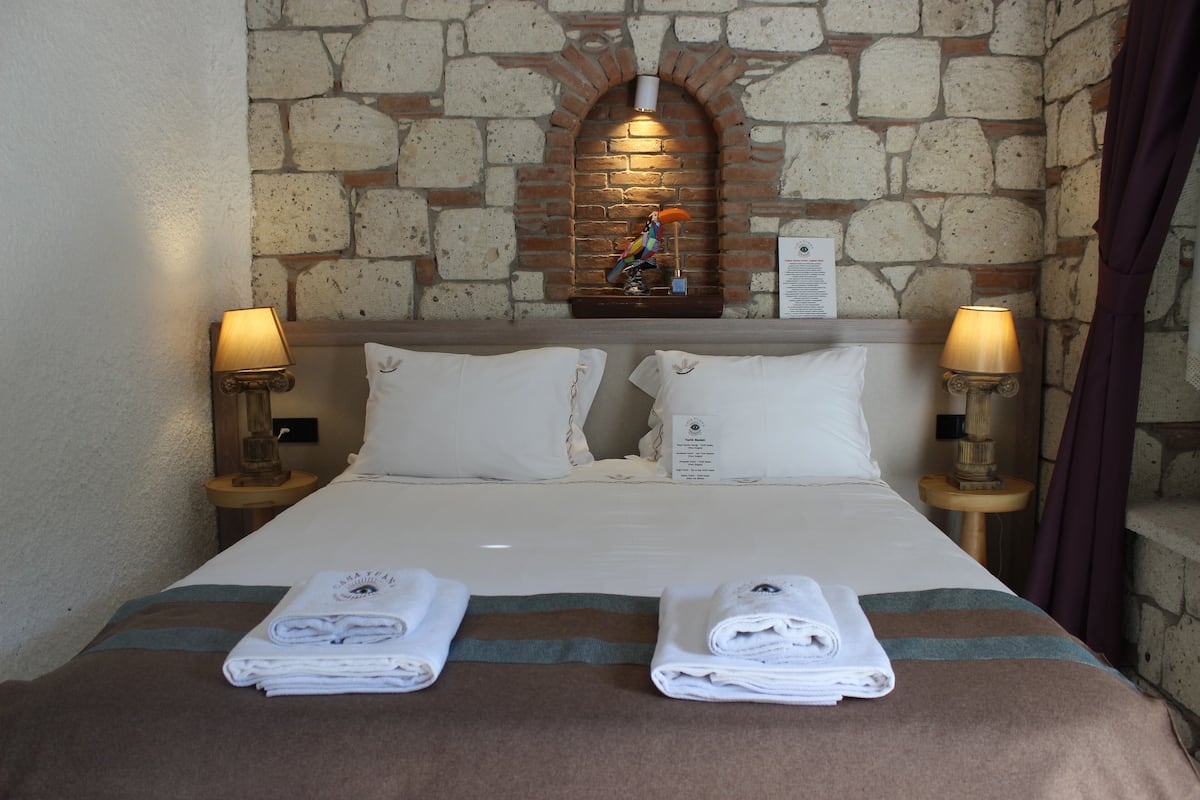 Deluxe Double Room Garden and Pool view