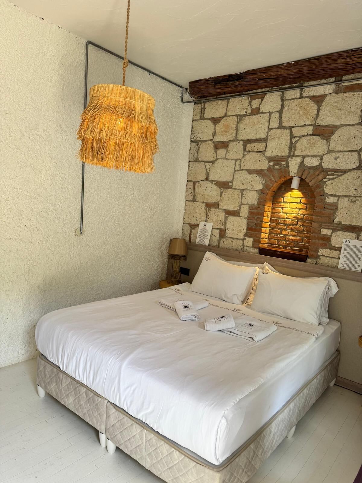 Deluxe Double Room Garden and Pool view | Blackout drapes, iron/ironing board, free WiFi