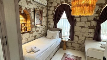 Superior Twin Room | Blackout drapes, iron/ironing board (on request), WiFi (free)