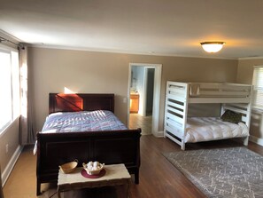 3 chambres, bureau, fer et planche Ă repasser, Wi-Fi