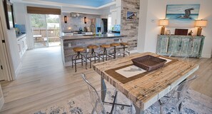 Dining - The Windsor @ Englewood Beach (Englewood)