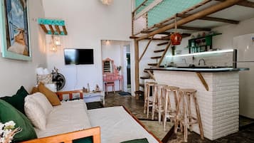 Suite familiar, vistas al mar | Cocina privada