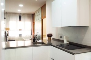 Fridge, microwave, oven, dishwasher