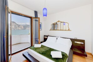 3 soverom, strykejern/-brett, reiseseng for barn og wi-fi (inkludert)