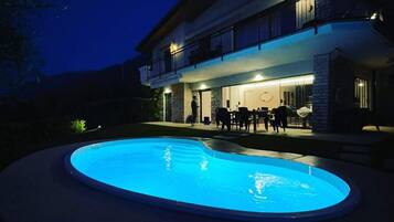 Alberca al aire libre