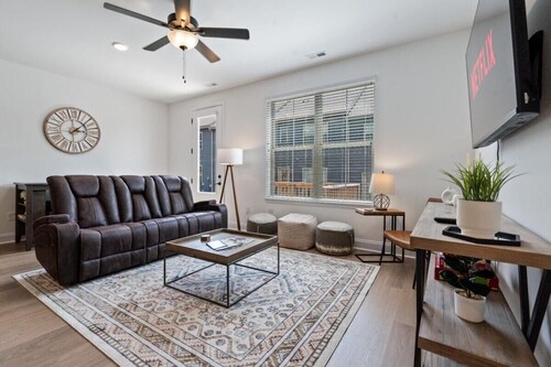 Goose Landing Condo Maryville UT Sports & Airport