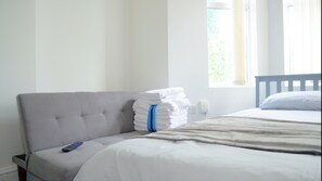 1 camera, Wi-Fi, lenzuola
