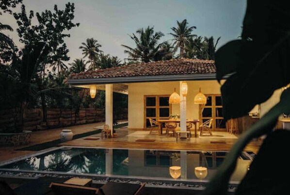 Pool - Eliya Villa -Direct Beach access to Madiha beach
(Galle)