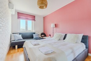 1 bedroom, iron/ironing board, free WiFi - ShortStayPoland Bohaterewicza B069 (Warsaw)