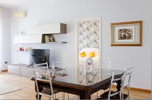 House | 2 bedrooms - Riviera di Chiaia 207 (Naples)