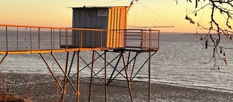 Située au Coeur des Vignobles du Médoc, Près de Bordeaux et des Plages Océanes