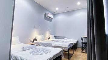 Desk, laptop workspace, free WiFi