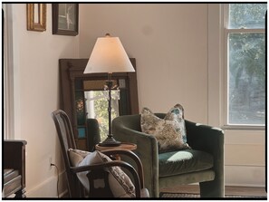 TV - Thames Home (Taylor)