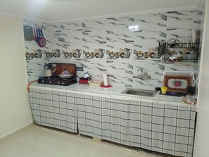 Interior - 2 bedroom 1 bathroom surrounded by mountains and lakes (Khenifra)