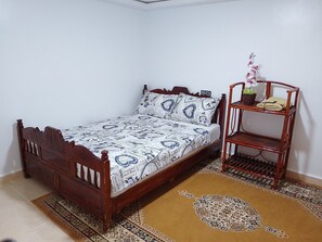 2 bedrooms