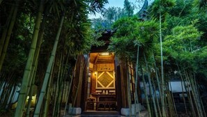 Unclassified image, 2 of 113, button - Xianting Inn (Liyang)