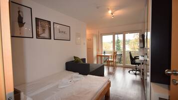 1 chambre, coffres-forts dans les chambres, bureau