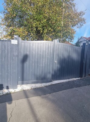 House | Property grounds