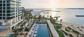 Cozy resort with charming 5-star facilities and top Hotel room service.