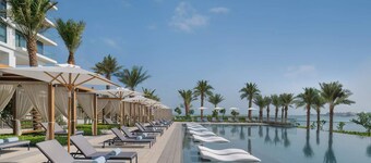 Cozy resort with charming 5-star facilities and top Hotel room service.