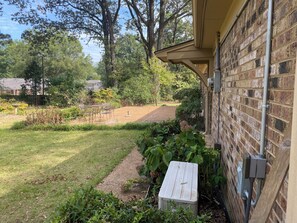 Property grounds - Travel Techs, xAI, Google, BlueOval,Insurance Relocation-Corporate Housing (Memphis)