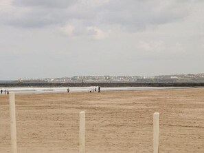 Apartment | Beach - Shell Hill 3-bed Apt, Sleeps 6, 15 Mins to Beach (Coleraine)