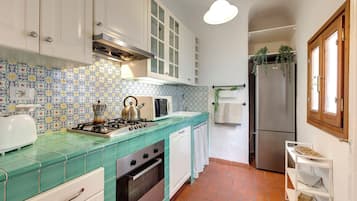 Appartamento | Angolo cottura privato | Frigorifero, microonde, forno, lavastoviglie