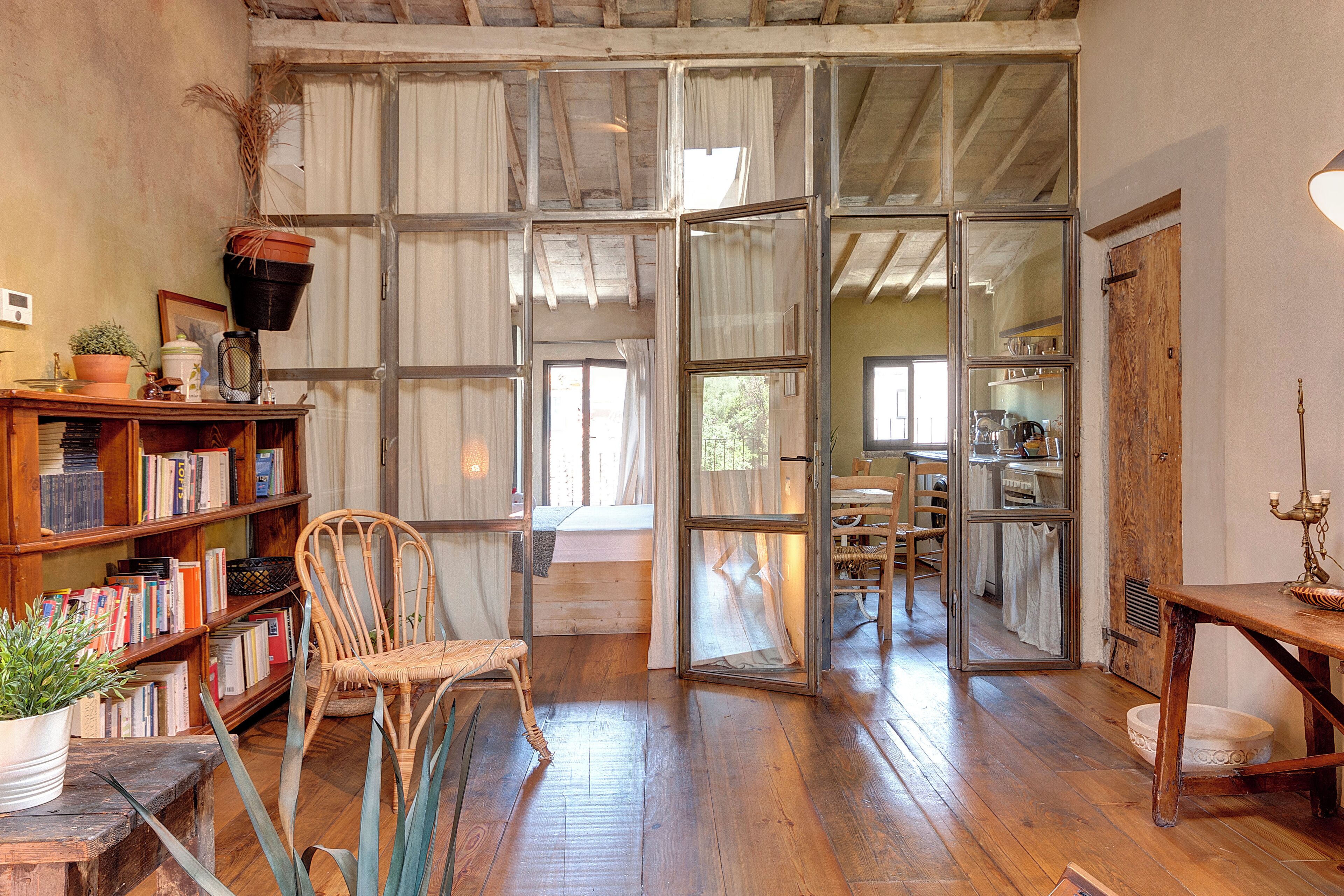 Lejlighed | Opholdsområde | 24-tommers fladskærms-tv med digitale kanaler