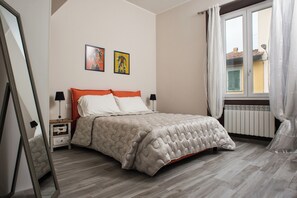 Leilighet | 5 soverom, skrivebord for bærbar PC og strykejern/-brett