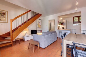 Televisión de pantalla plana